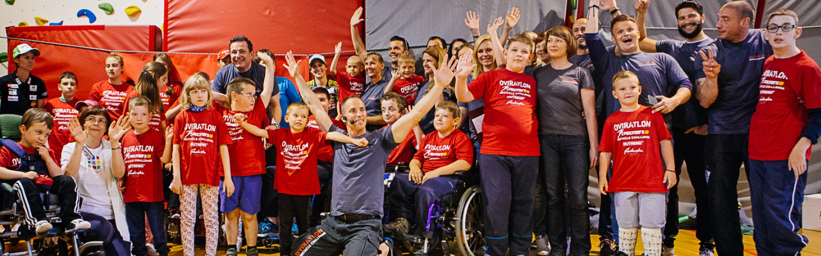 Rekordni mini Oviratlon za otroke v uri - Soča