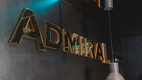 ADMIRAL JE POSTAL GENERALNI POKROVITELJ OVIRATLONA
